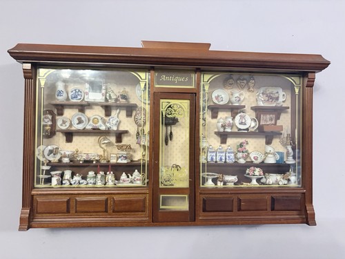 Dolls house display - dolls,