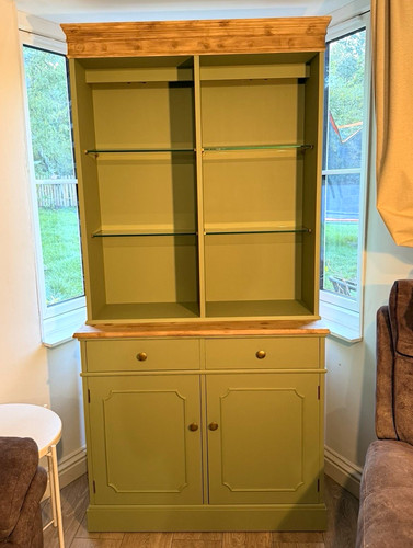 Upcycled sage green display