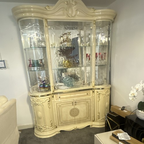 Beige gold traditional - &,