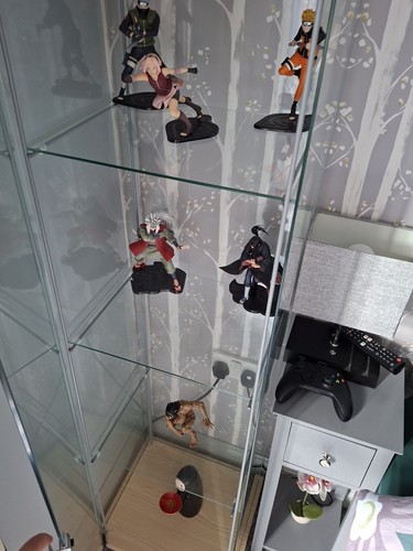 Tier glass display - glass,
